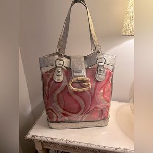 New without tags GUESS clear tote bag with removable pink insert-real ostrich